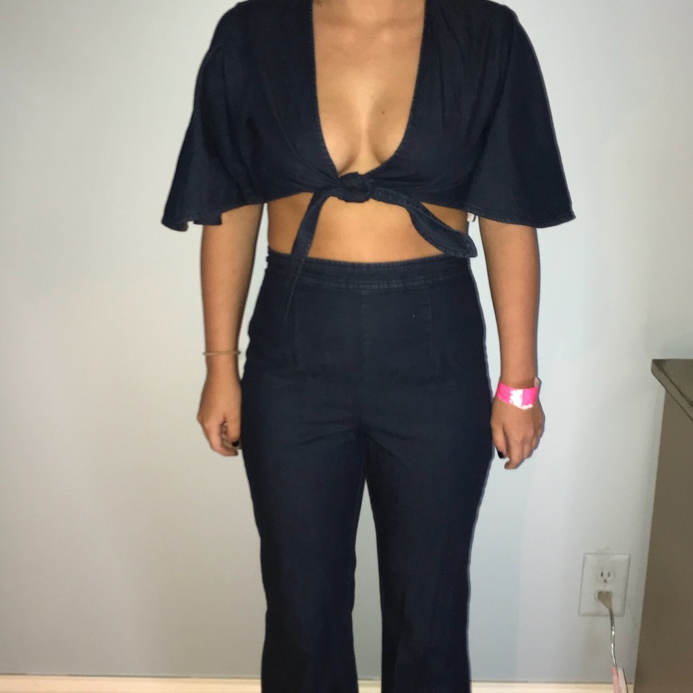 Do The Twist Chambray Set